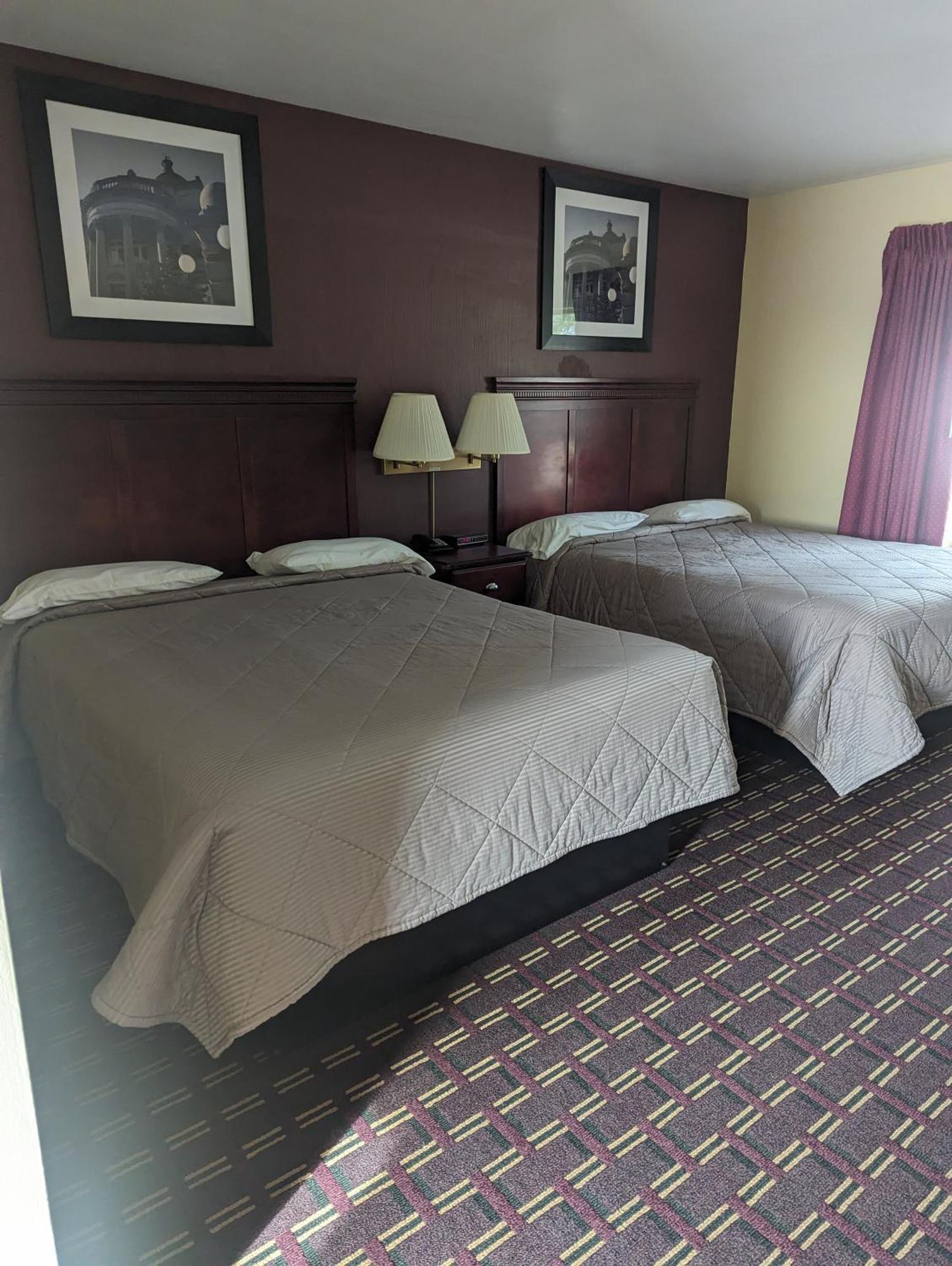 Dollar Inn Somerset Bagian luar foto